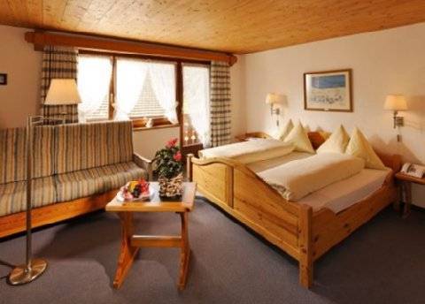 Steinbock Hotel 3*