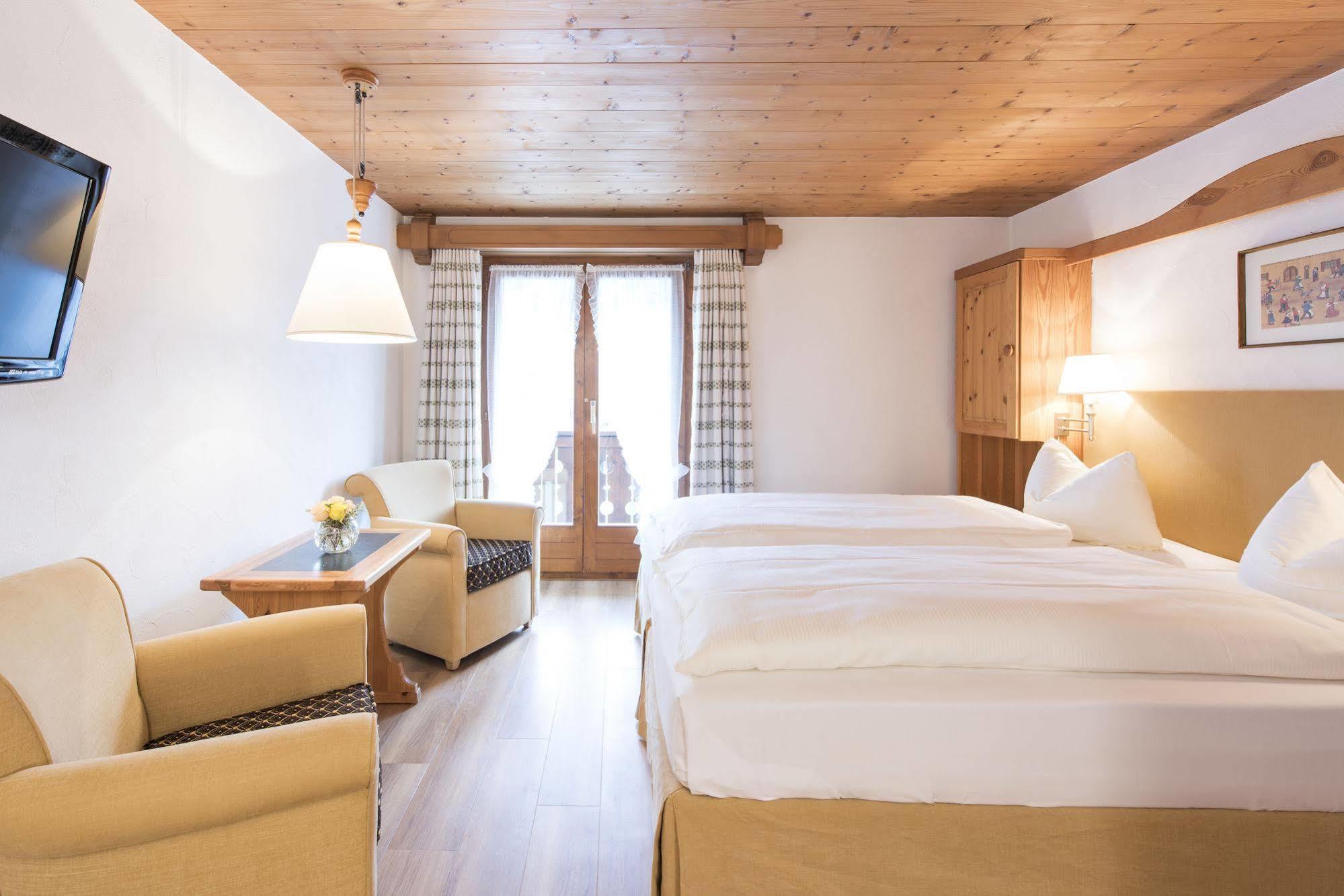 Steinbock Hotel 3*