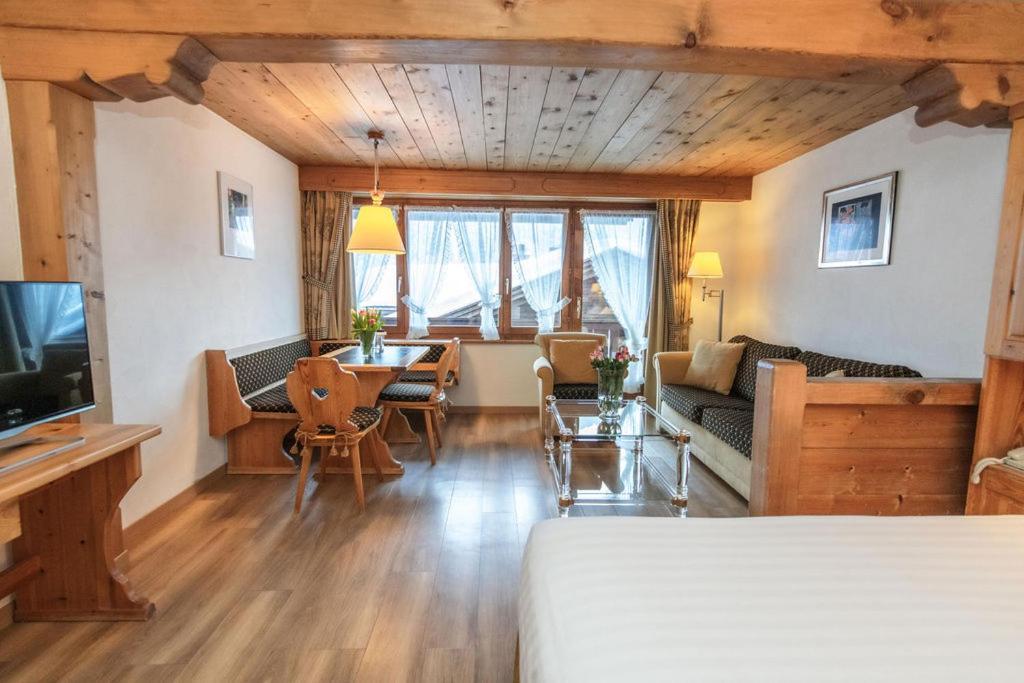 Hotel Steinbock 3*